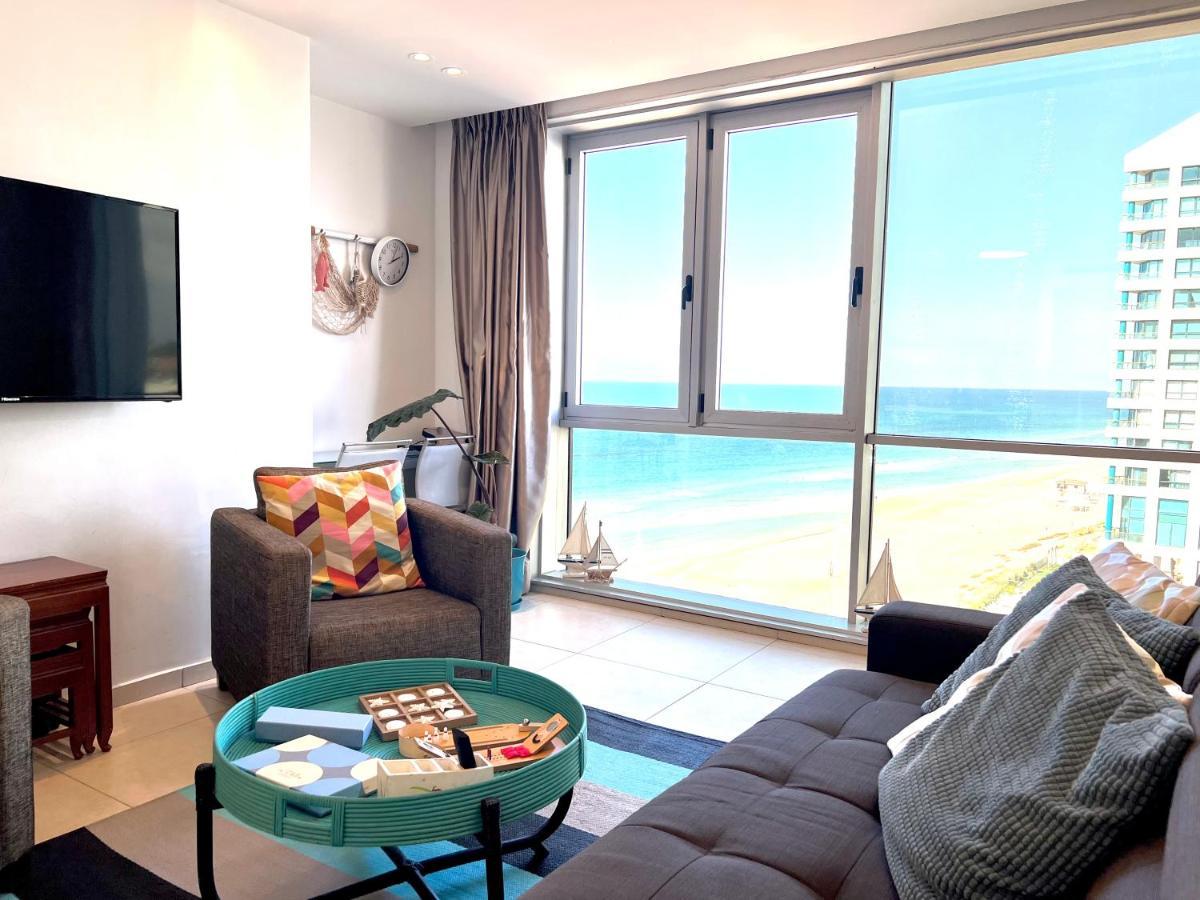 Beach Apartment- Breathtaking Views With Bomb Shelter Herzelia Exterior foto